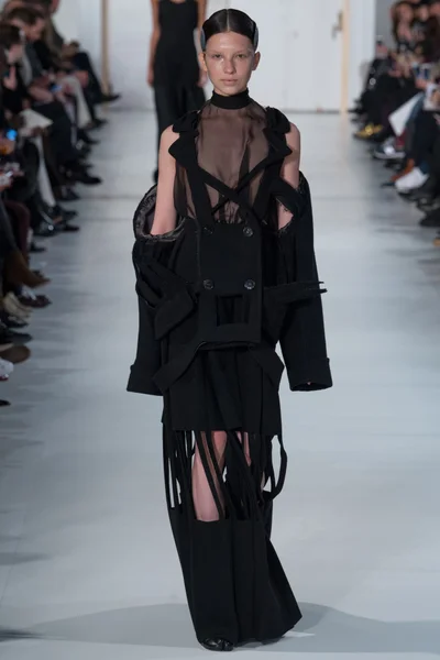 Look 1